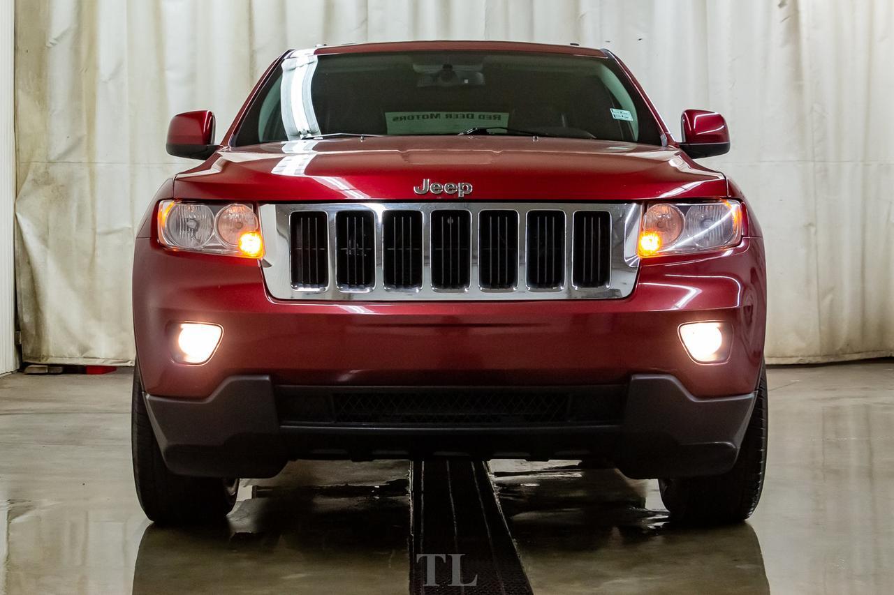 2012 Jeep Grand Cherokee 4x4 Laredo Leather Roof Nav BCam Red Deer AB