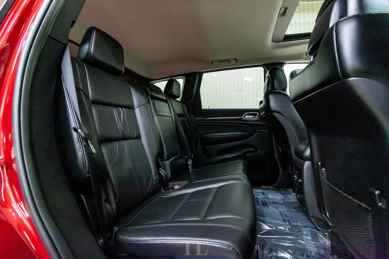 2012 Jeep Grand Cherokee 4x4 Laredo Leather Roof Nav BCam Red Deer AB