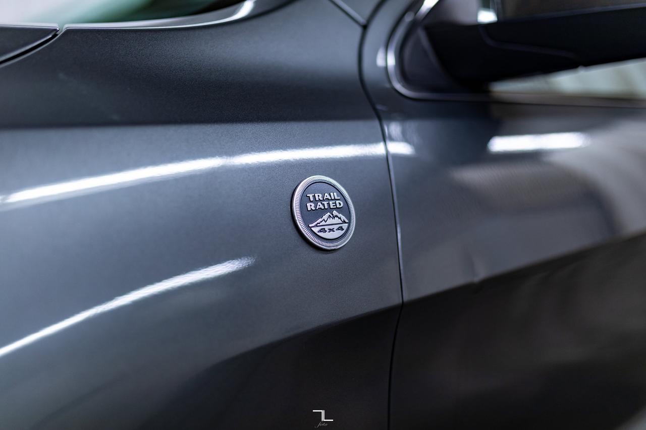 2012 Jeep Grand Cherokee 4x4 Laredo PSeat Red Deer AB