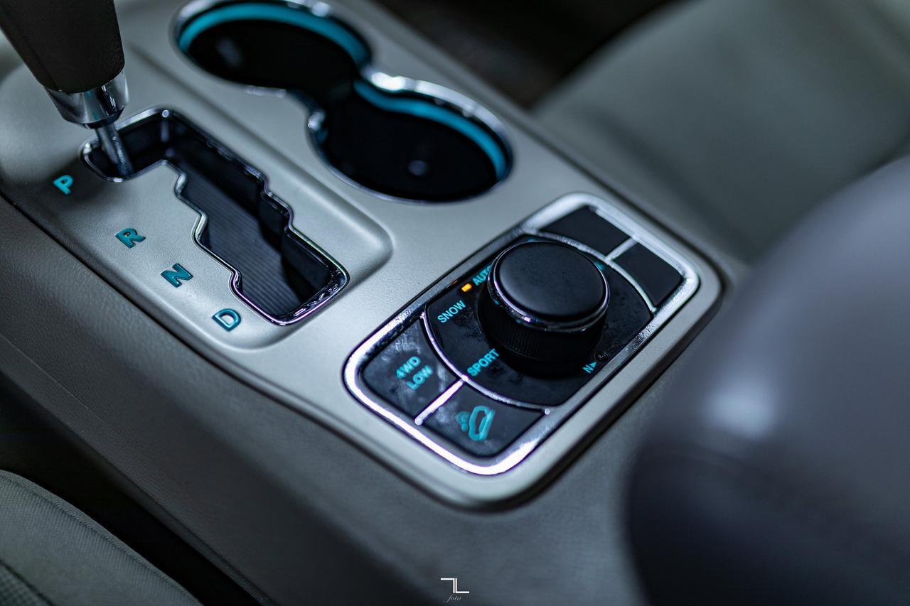 2012 Jeep Grand Cherokee 4x4 Laredo PSeat Red Deer AB