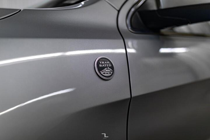 2012 Jeep Grand Cherokee 4x4 Laredo Red Deer AB 2012 Jeep Grand Cherokee 4x4 Laredo Red Deer AB