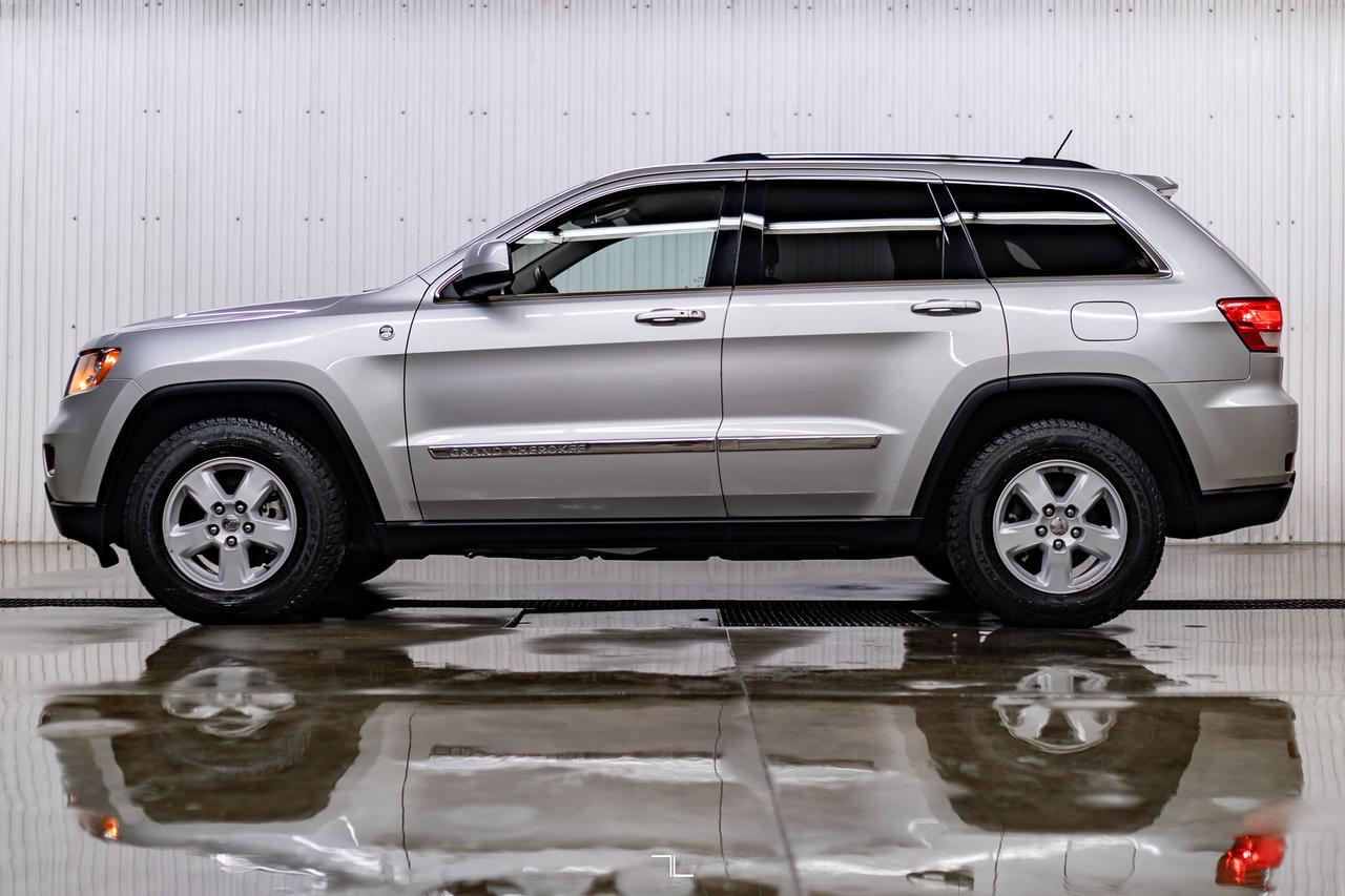 2012 Jeep Grand Cherokee 4x4 Laredo Red Deer AB