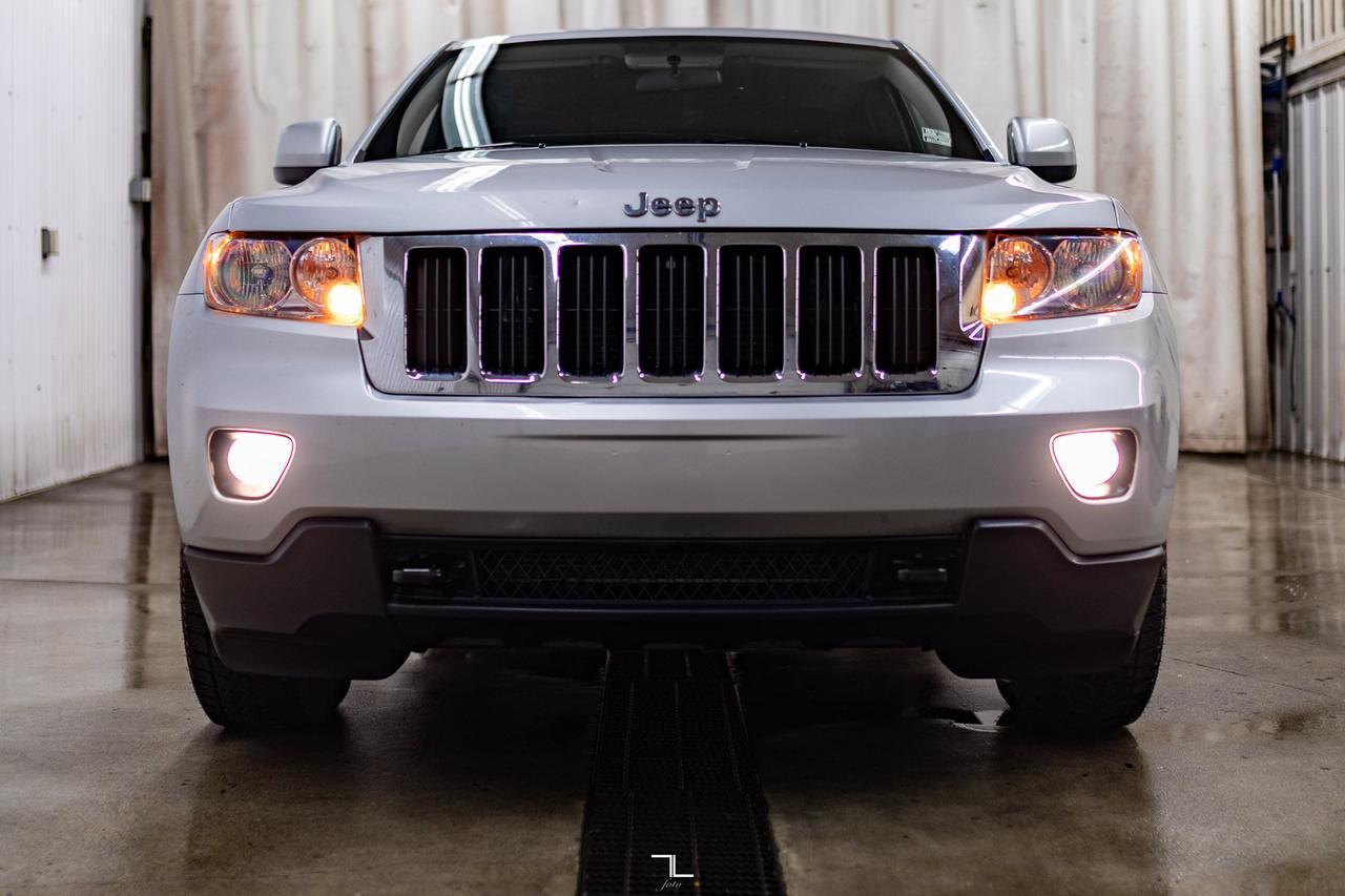 2012 Jeep Grand Cherokee 4x4 Laredo Red Deer AB