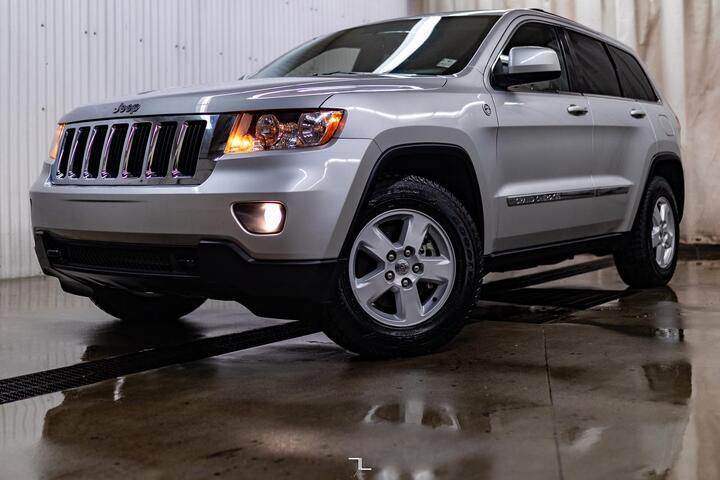 2012 Jeep Grand Cherokee 4x4 Laredo Red Deer AB 2012 Jeep Grand Cherokee 4x4 Laredo Red Deer AB