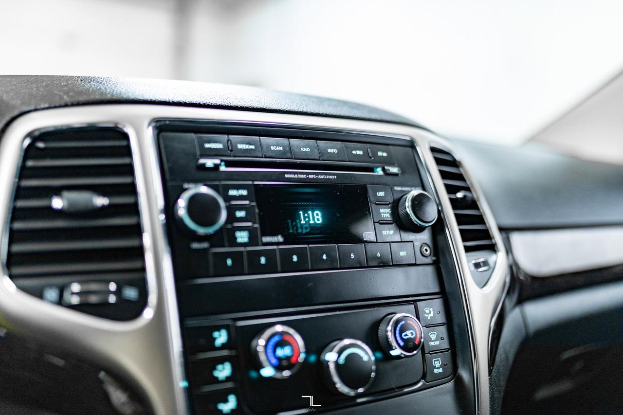 2012 Jeep Grand Cherokee 4x4 Laredo Red Deer AB