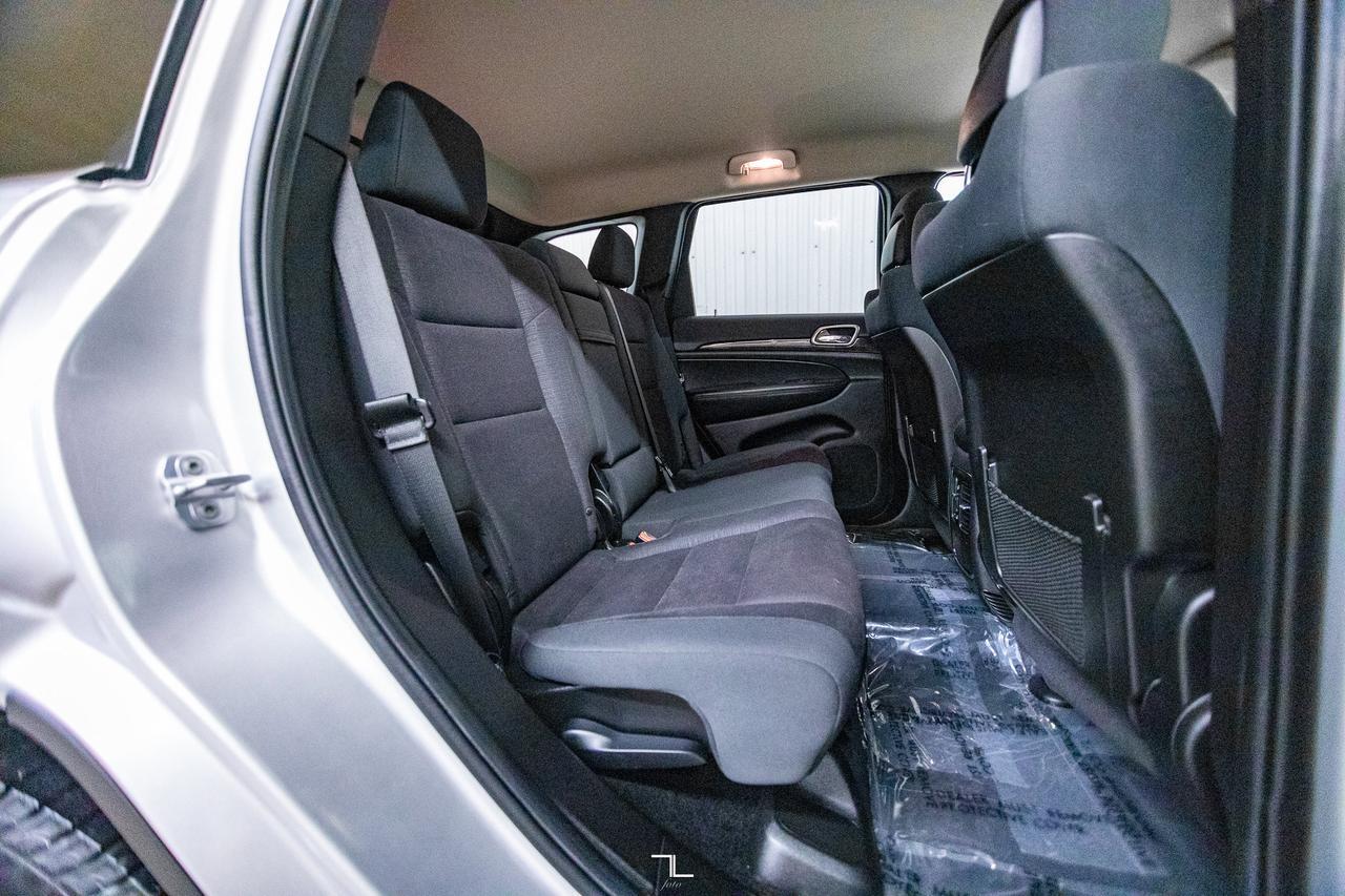 2012 Jeep Grand Cherokee 4x4 Laredo Red Deer AB