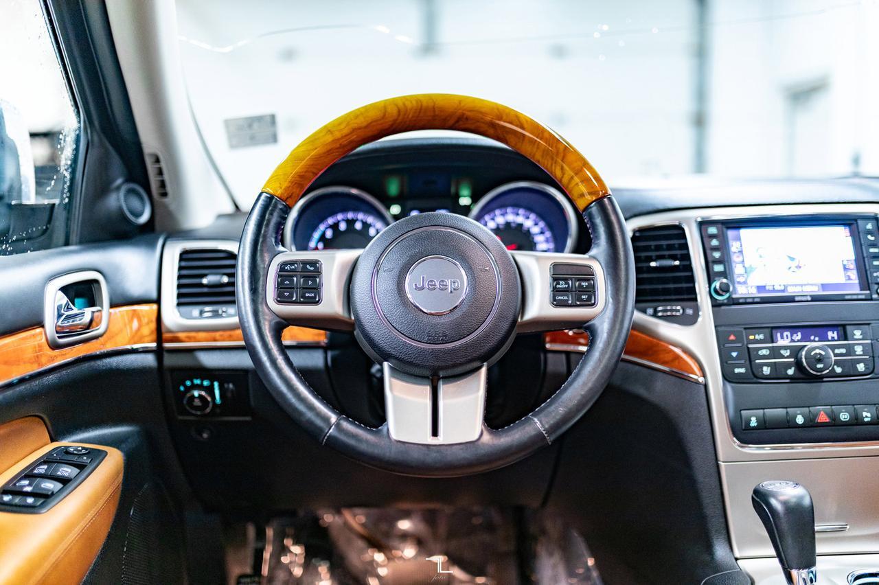 2012 Jeep Grand Cherokee 4x4 Overland Leather Roof Nav Red Deer AB