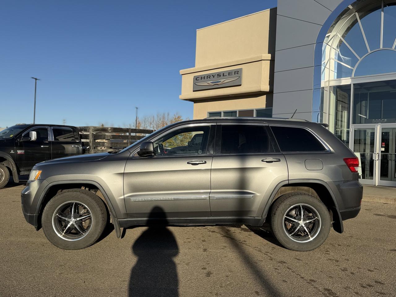 2012 Jeep Grand Cherokee Laredo 4x4 | V6 | Keyless Entry | Flipper Liftgate Glass Redwater AB