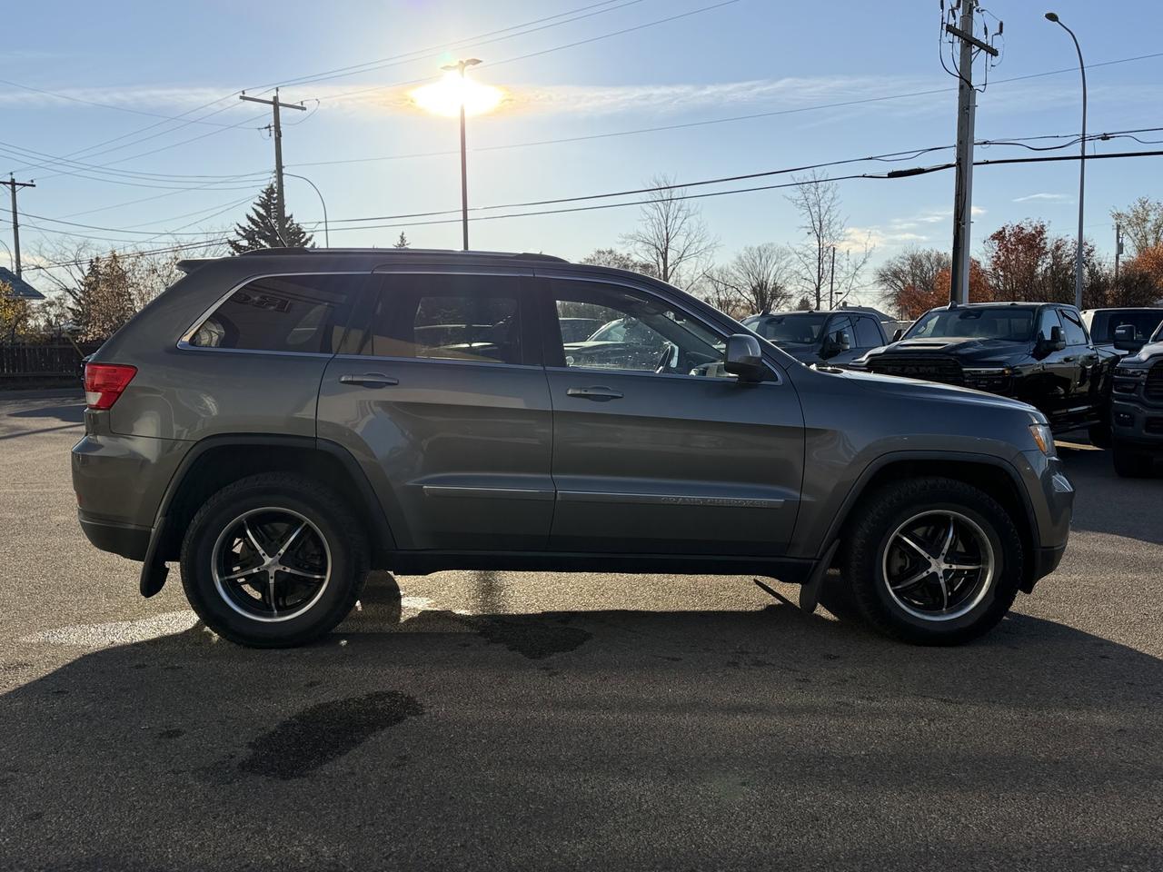 2012 Jeep Grand Cherokee Laredo 4x4 | V6 | Keyless Entry | Flipper Liftgate Glass Redwater AB