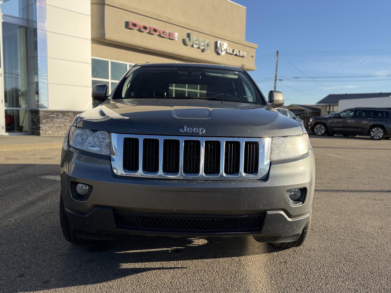 2012 Jeep Grand Cherokee Laredo 4x4 | V6 | Keyless Entry | Flipper Liftgate Glass Redwater AB