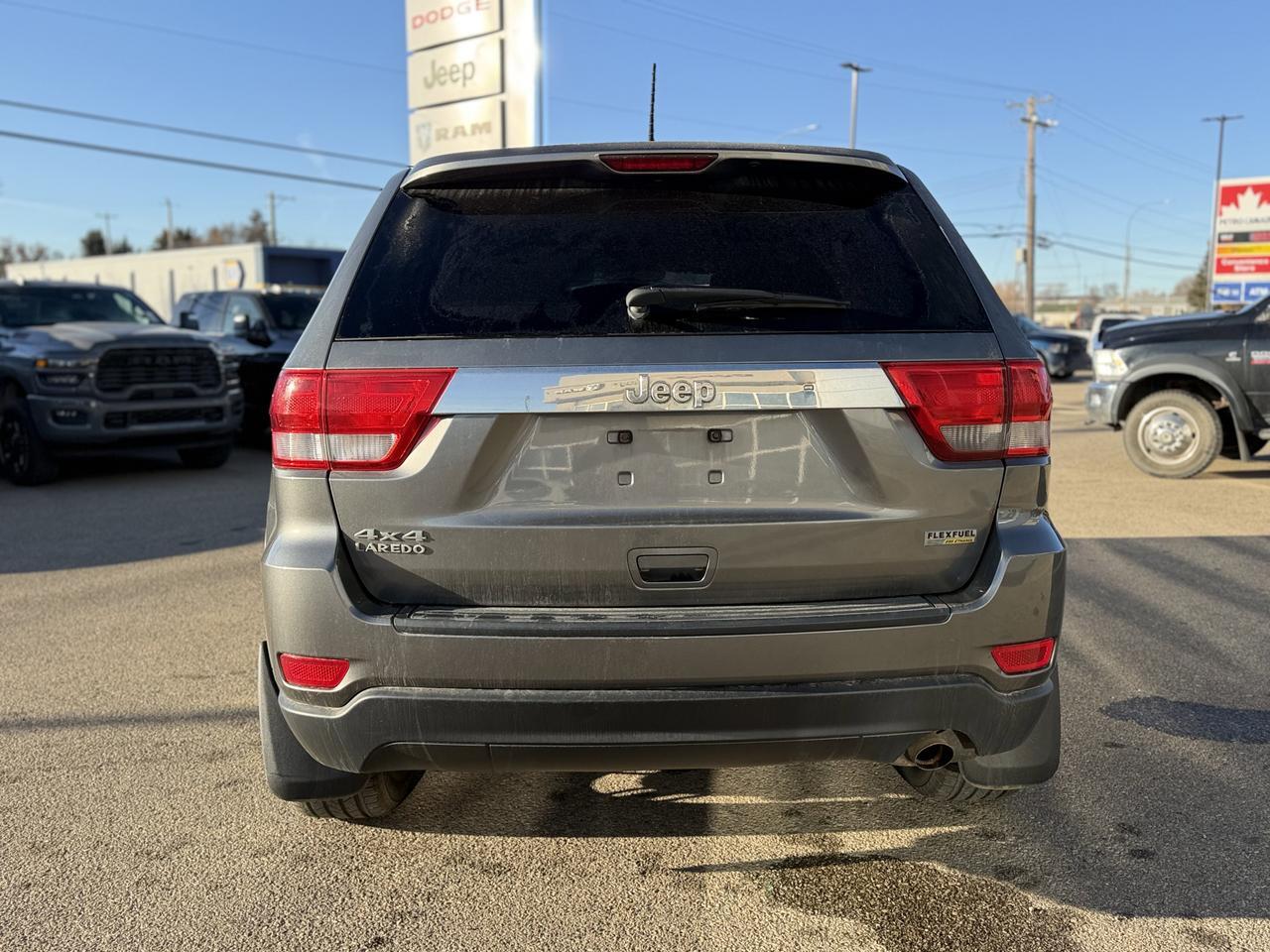 2012 Jeep Grand Cherokee Laredo 4x4 | V6 | Keyless Entry | Flipper Liftgate Glass Redwater AB