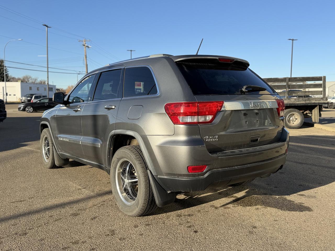 2012 Jeep Grand Cherokee Laredo 4x4 | V6 | Keyless Entry | Flipper Liftgate Glass Redwater AB