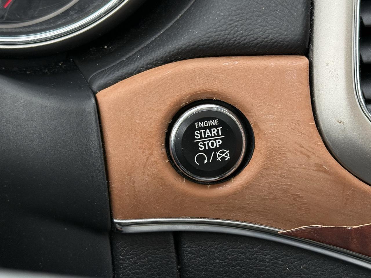 2012 Jeep Grand Cherokee Overland Crestwood KY