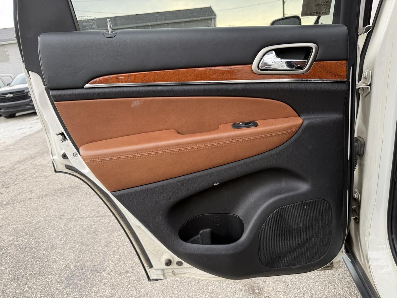 2012 Jeep Grand Cherokee Overland Crestwood KY