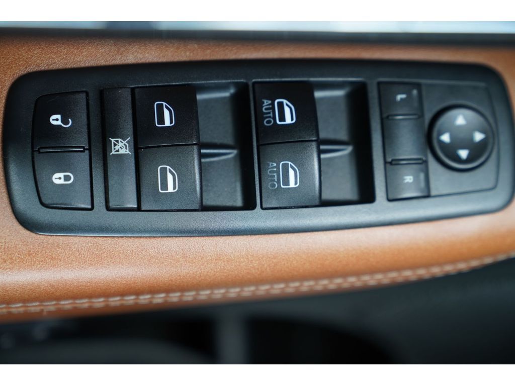 2012 Jeep Grand Cherokee Overland Summit Huntington UT