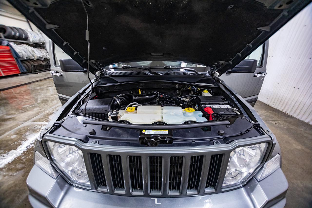 2012 Jeep Liberty 4x4 Sport Red Deer AB