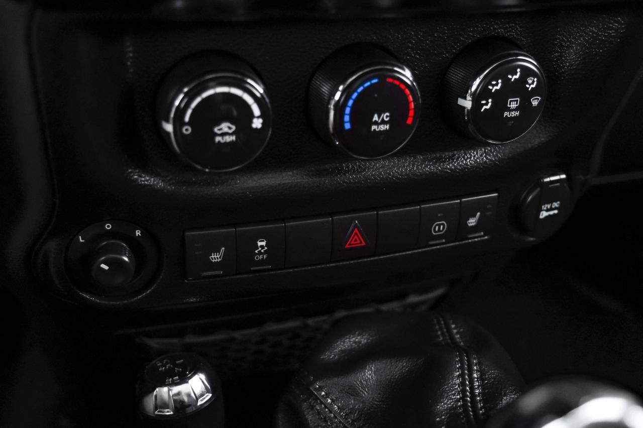 2012 Jeep Wrangler RUBICON 4WD HARD TOP NAVIGATION HEATED SEATS CRUISE CONTROL ALLO Carrollton TX