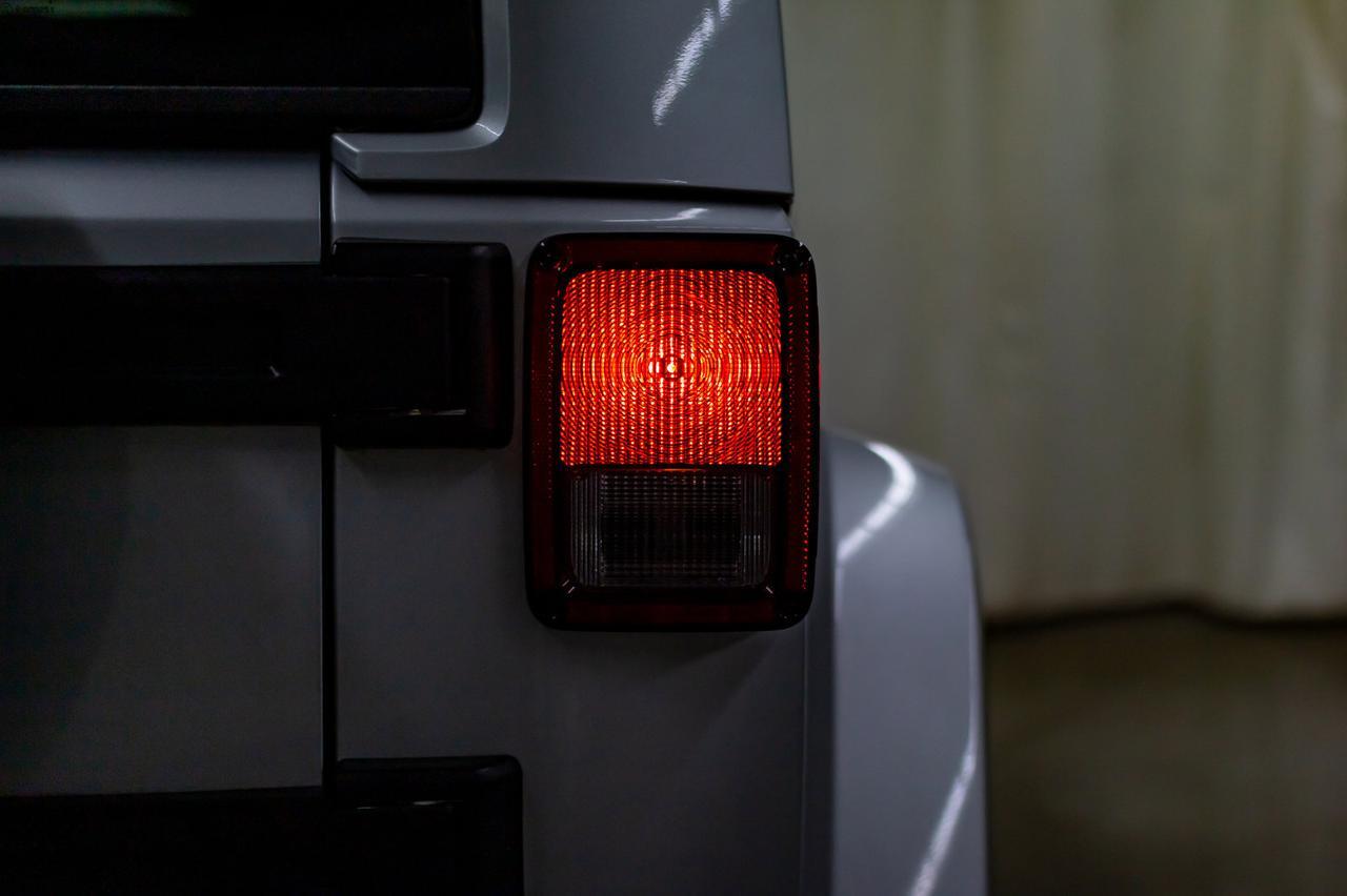 2012 Jeep Wrangler Unlimited 4x4 Sahara Leather Nav Red Deer AB