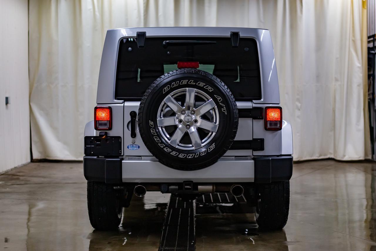 2012 Jeep Wrangler Unlimited 4x4 Sahara Leather Nav Red Deer AB