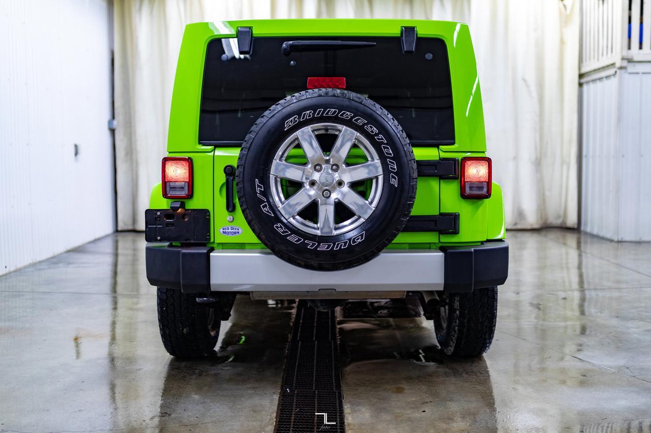 2012 Jeep Wrangler Unlimited 4x4 Sahara Leather Nav Red Deer AB