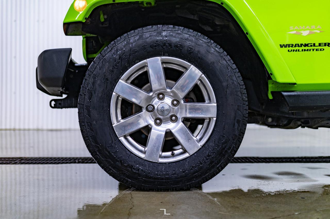 2012 Jeep Wrangler Unlimited 4x4 Sahara Leather Nav Red Deer AB