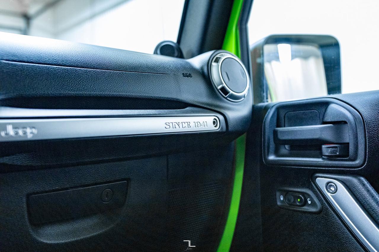 2012 Jeep Wrangler Unlimited 4x4 Sahara Leather Nav Red Deer AB