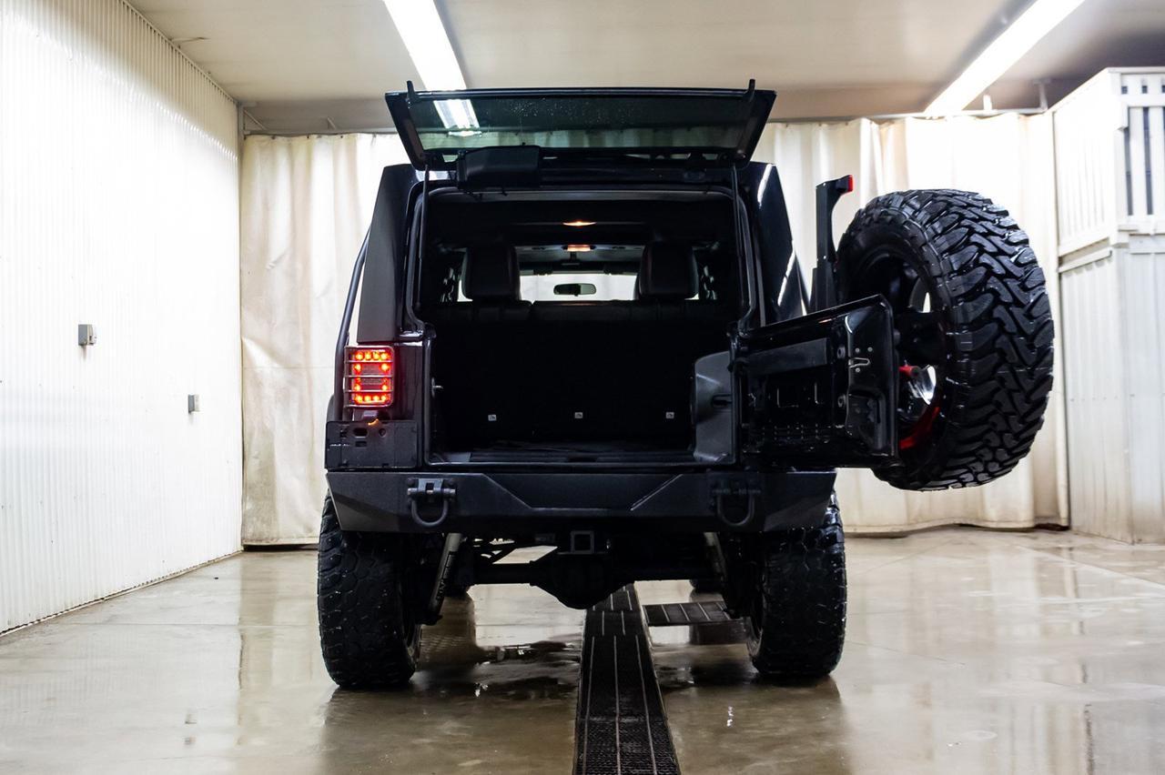 2012 Jeep Wrangler Unlimited 4x4 Sahara Lift Leather Nav Winch Red Deer AB