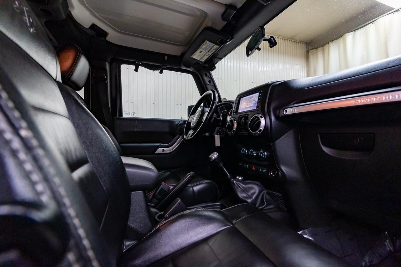 2012 Jeep Wrangler Unlimited 4x4 Sahara Lift Leather Nav Winch Red Deer AB