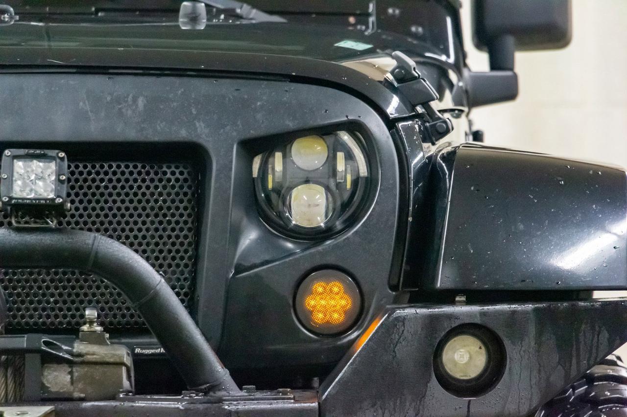 2012 Jeep Wrangler Unlimited 4x4 Sahara Lift Leather Nav Winch Red Deer AB