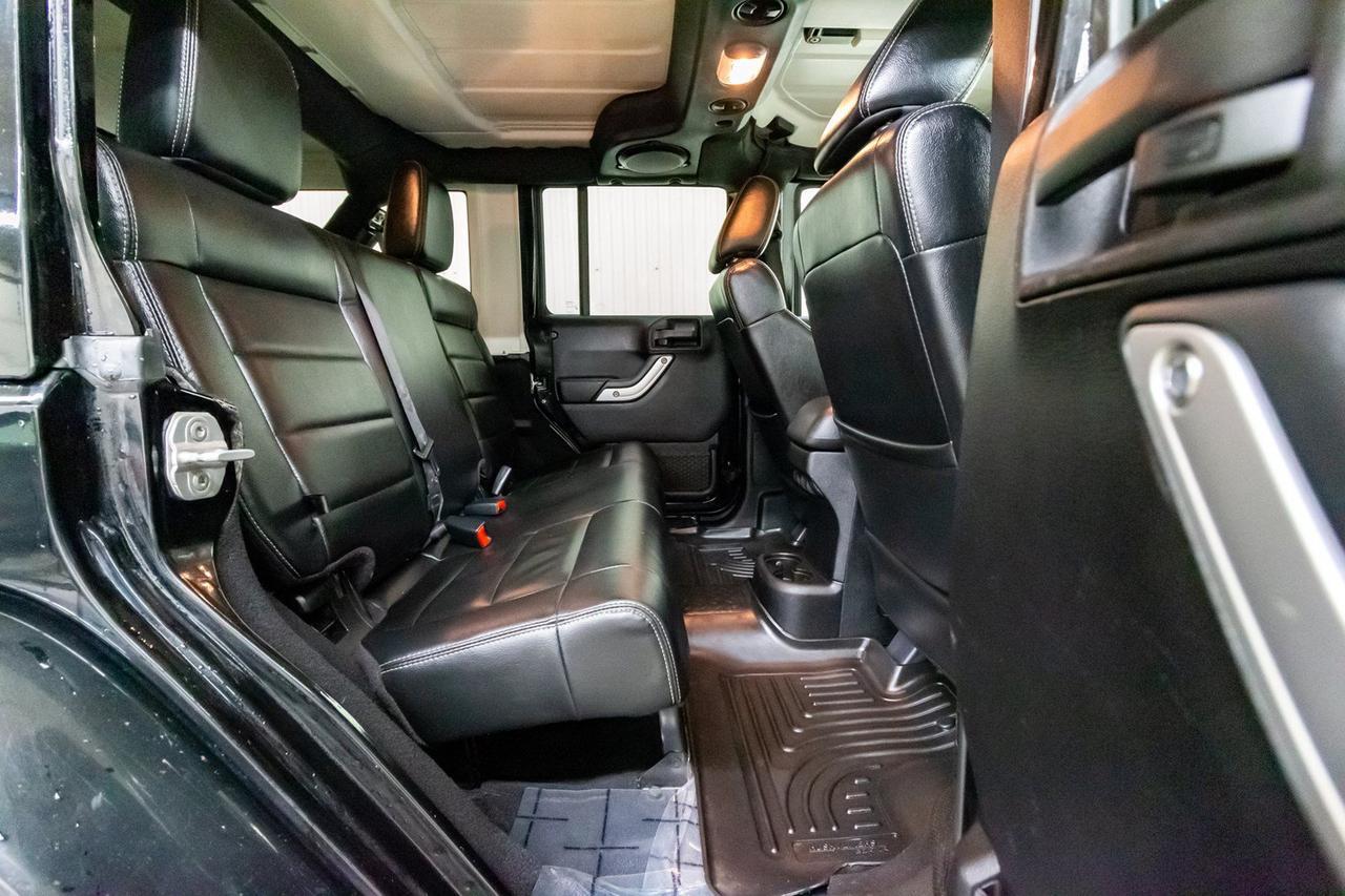 2012 Jeep Wrangler Unlimited 4x4 Sahara Lift Leather Nav Winch Red Deer AB
