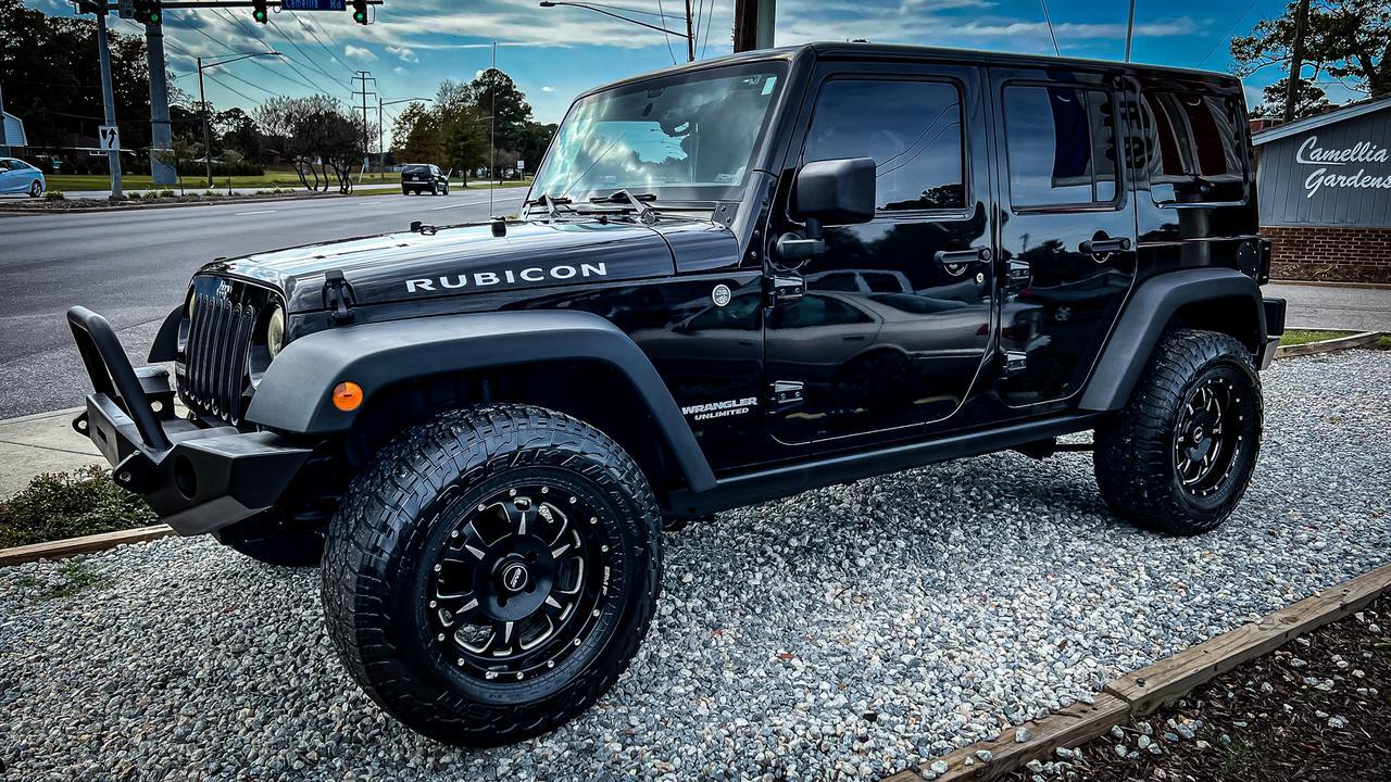 Jeep Wrangler Unlimited Rubicon Hard Top Convertible Navigation Hot