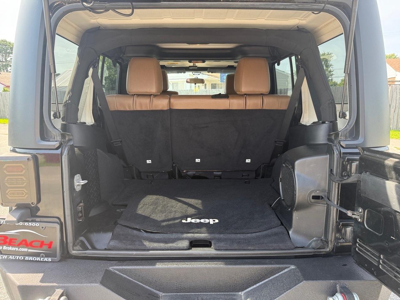 2012 Jeep Wrangler Unlimited Rubicon, HEATED SEATS, BLUETOOTH, POWER/HEATED MIRRORS, POWER LOCKS, REMOTE KEYLESS ENTRY, TOW PACKAGE, RUNNING BOARDS, SUPER SUPER LOW MILES! Norfolk VA