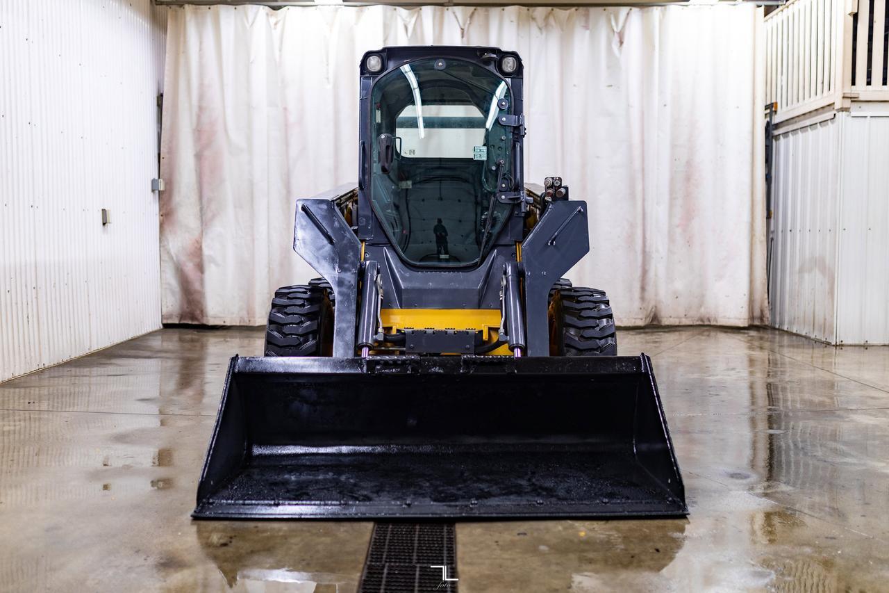 2012 John Deere 326D Skid Steer Loader Diesel Red Deer AB