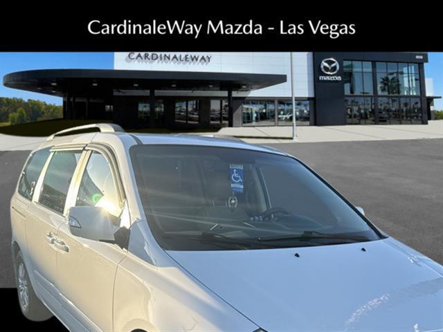 2012 Kia Sedona LX