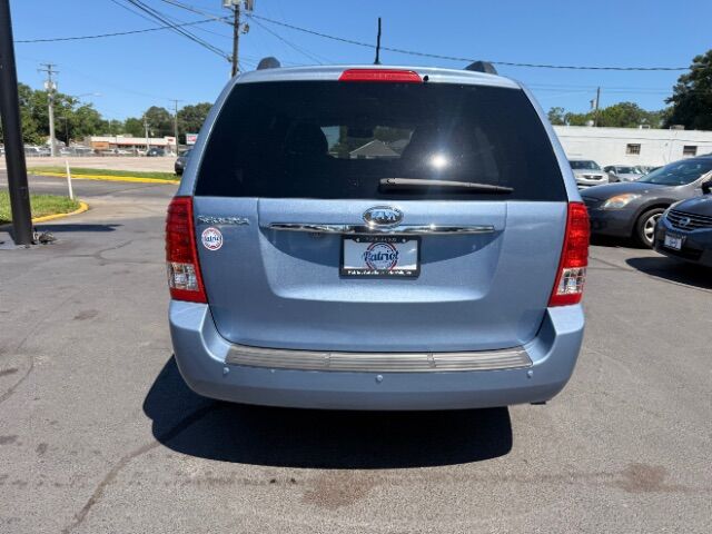 2012 Kia Sedona LX - Photo 8