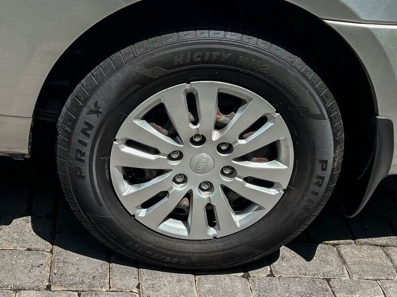 2012 Kia Sedona LX Wilmington NC