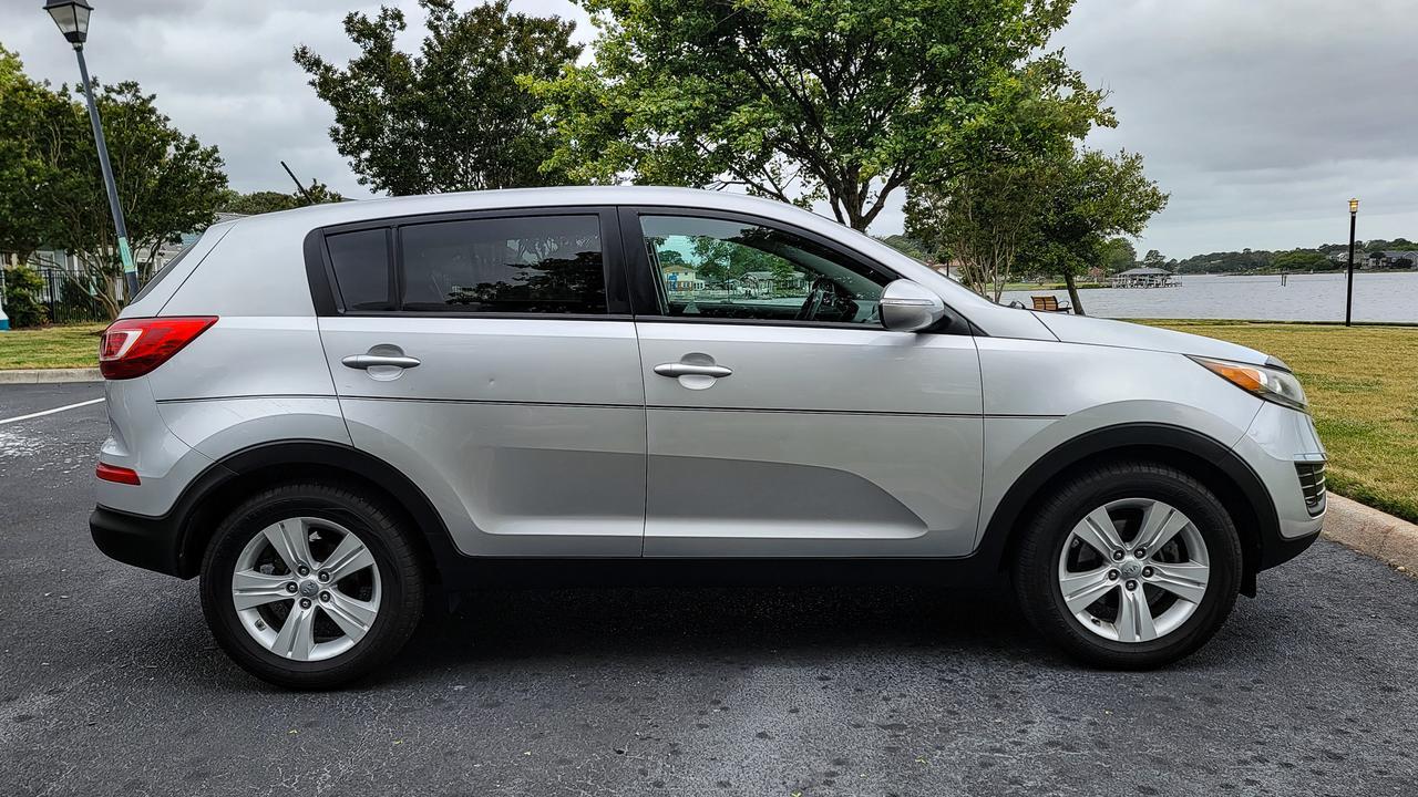 2012 Kia Sportage LX FWD, BLUETOOTH, AUX/USB PORTS, CD PLAYER, CARFAX