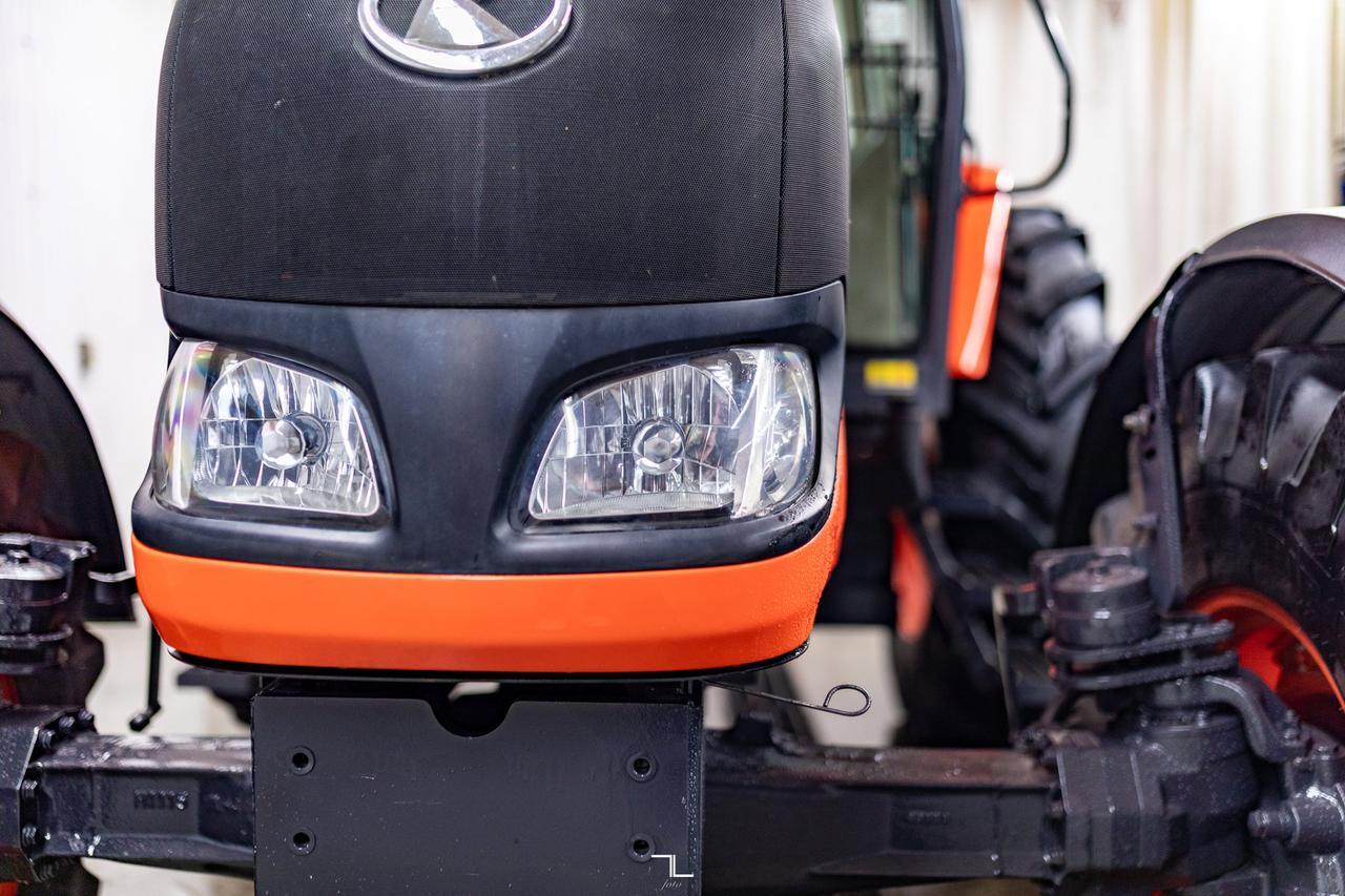 2012 Kubota M135X 4WD Tractor Diesel Red Deer AB