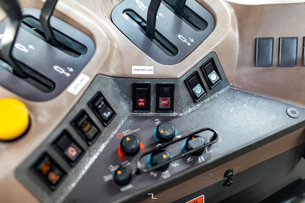 2012 Kubota M135X 4WD Tractor Diesel Red Deer AB