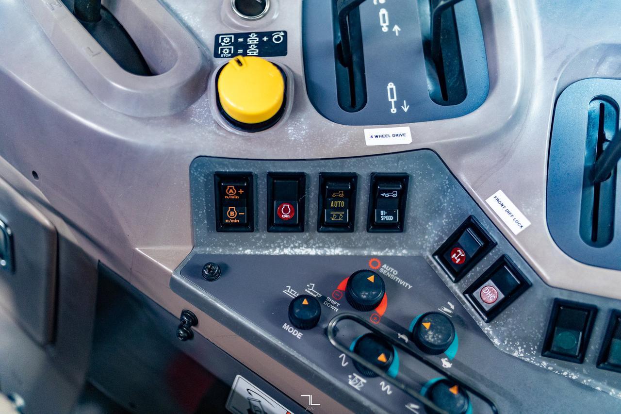 2012 Kubota M135X 4WD Tractor Diesel Red Deer AB