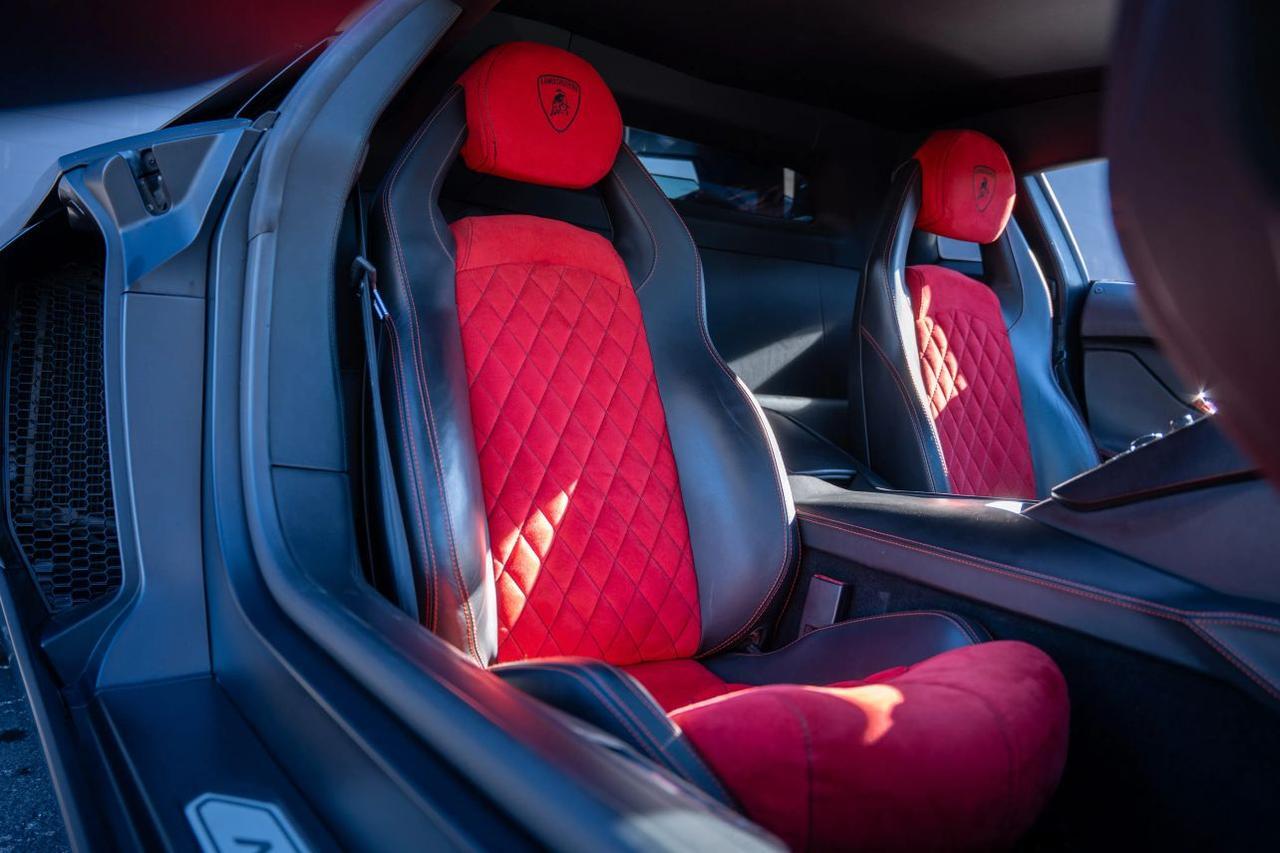 2012 Lamborghini Aventador