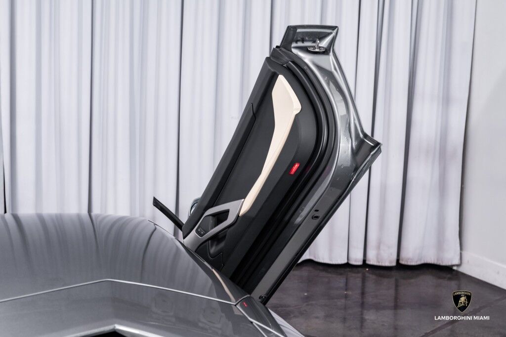 2012 Lamborghini Aventador LP 700-4 North Miami Beach FL