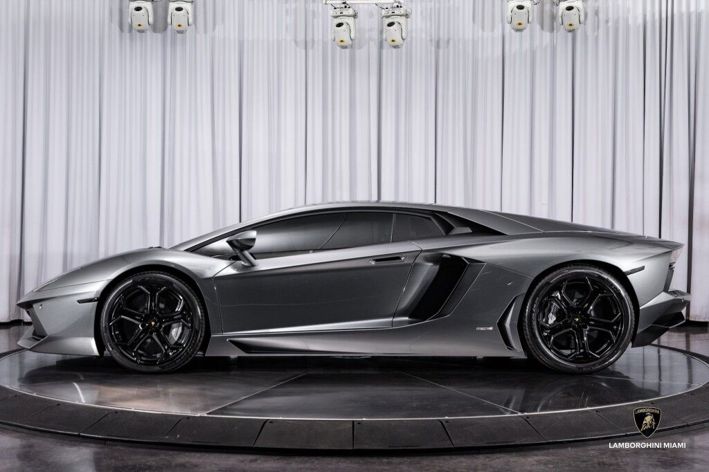 2012 Lamborghini Aventador LP 700-4 North Miami Beach FL