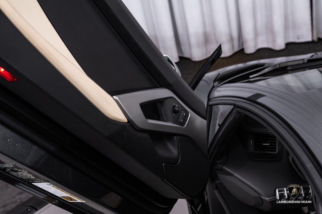 2012 Lamborghini Aventador LP 700-4 North Miami Beach FL