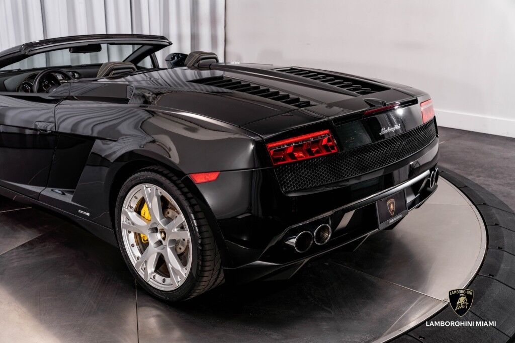 2012 Lamborghini Gallardo LP560-4 Spyder North Miami Beach FL
