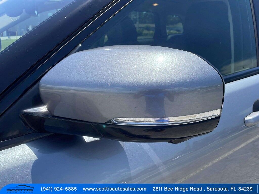 2012 Land Rover Range Rover Evoque Pure Premium~BLUETOOTH~CRUISE CONTROL~LEATHER SEATS~MOONROOF/ SUNROOF~PANORAMIC MOONROOF / SUNROOF~PREMIUM SOUND SYSTEM~SURROUND VIEW CAMERA~TURBOCHARGER Sarasota FL