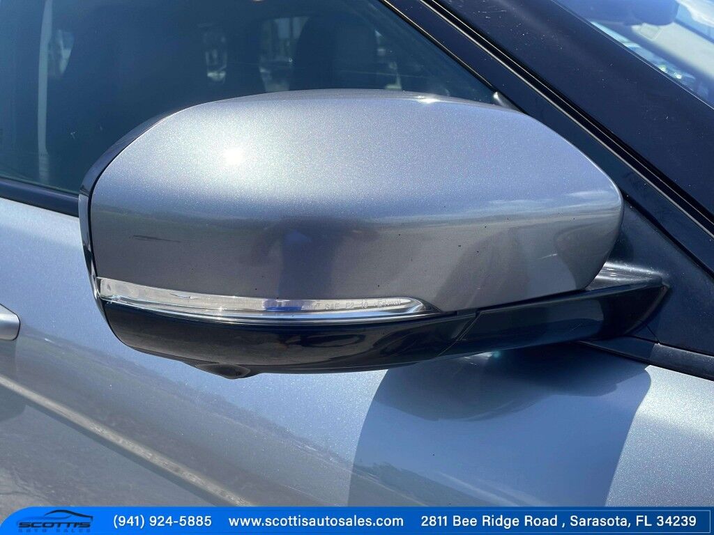 2012 Land Rover Range Rover Evoque Pure Premium~BLUETOOTH~CRUISE CONTROL~LEATHER SEATS~MOONROOF/ SUNROOF~PANORAMIC MOONROOF / SUNROOF~PREMIUM SOUND SYSTEM~SURROUND VIEW CAMERA~TURBOCHARGER Sarasota FL