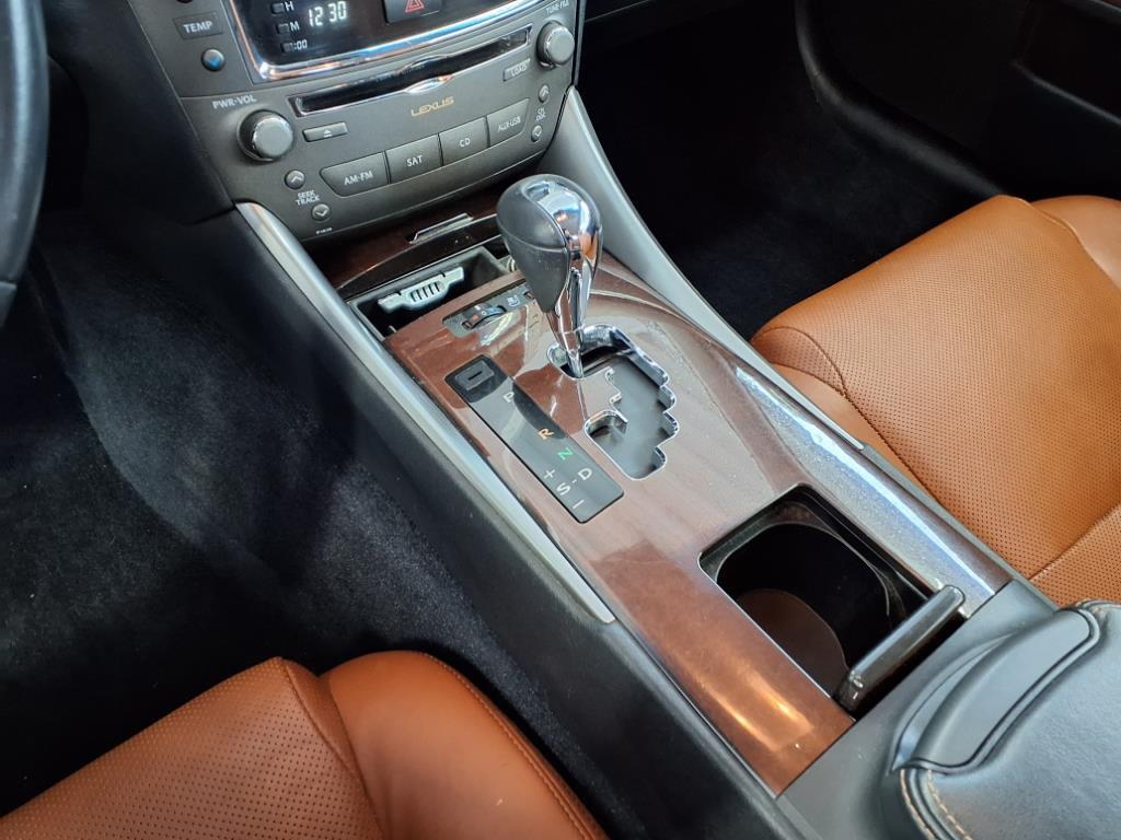 2012 Lexus IS 250C . Roanoke VA