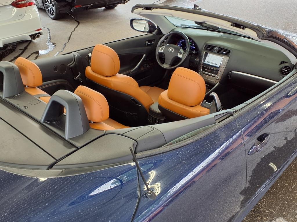 2012 Lexus IS 250C . Roanoke VA