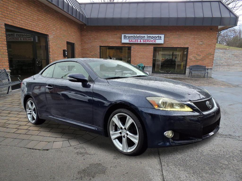2012 Lexus IS 250C .